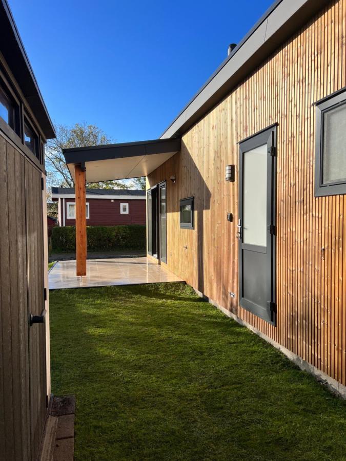 Vakantiehuisje Zeegeluk Vlakbij De Kust Sint Maartensvlotbrug Exterior foto